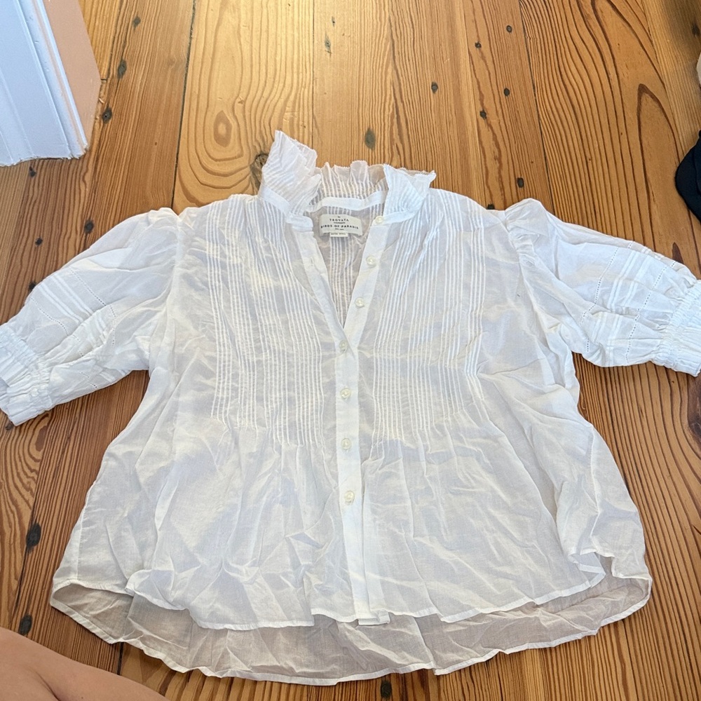 Trovata White Textured Blouse